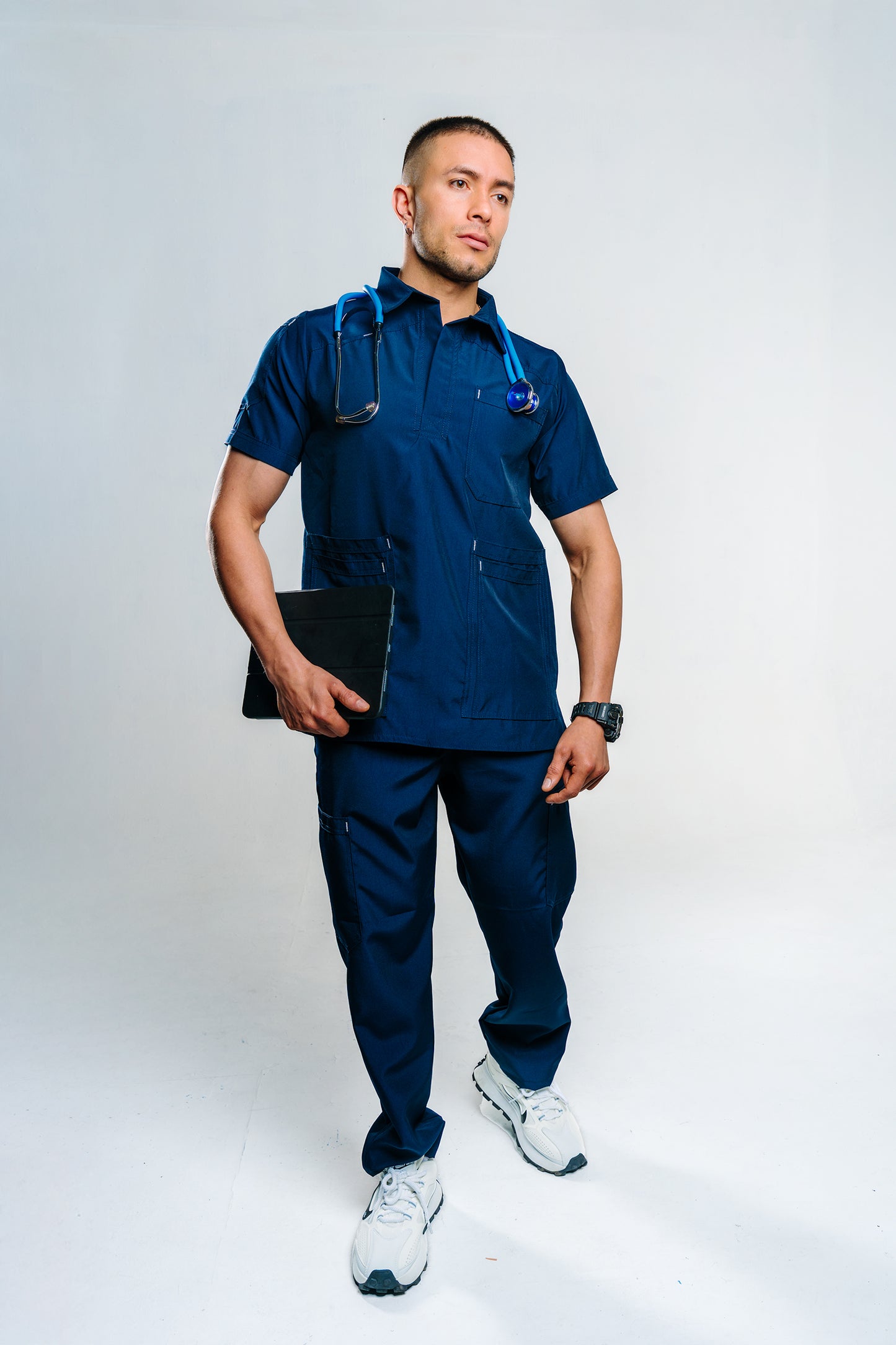 UNIFORME ANTIFLUIDO  CABALLERO PRESTIGIO