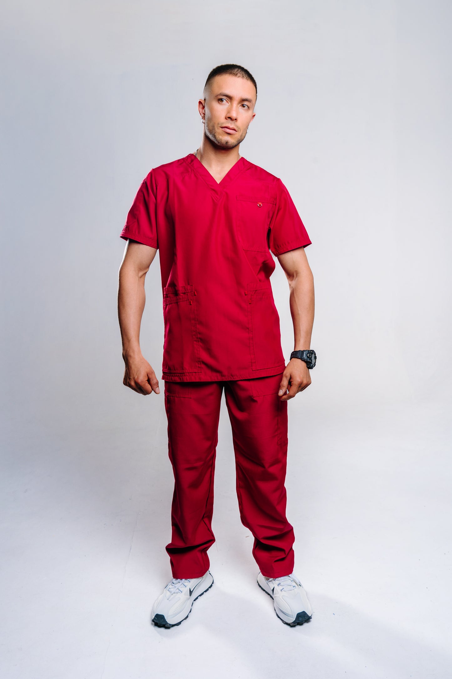 UNIFORME ANTIFLUIDO  CABALLERO PIONERO